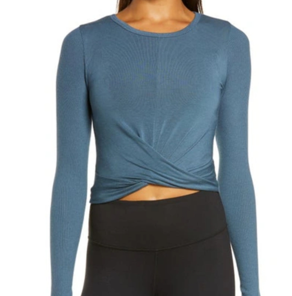 EUC ALO Yoga Teal Twist Front Long Sleeve Top Size Small